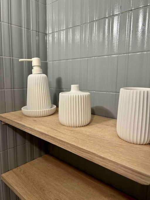 Studio- Avec Parking- Proche Cathedrale Apartment